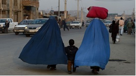 Women now. Foto: AFP/ Shah Marai.