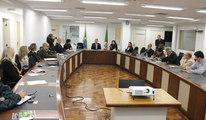 Ao final do encontro, a secretária Juliana Pereira da Silva sugeriu que todos os órgãos e entidades envolvidos com o tema criem uma agenda de convergência com medidas de conscientização, prevenção e orientação aos consumidores