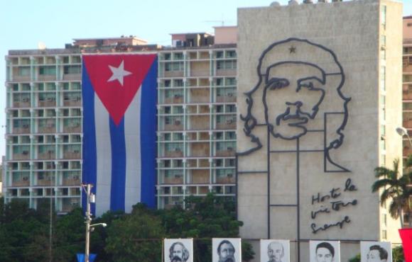 La Influencia De La Revolución Cubana En El Socialismo Del - 