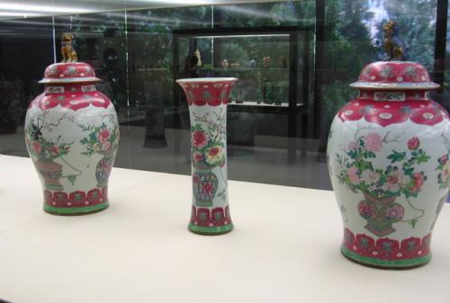  1 qing dynasty vases