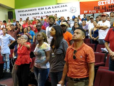 Foto: http://nicaraguaymasespanol.blogspot.com asamblea articulacion berta caceres