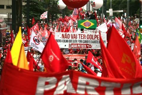 Foto: Paulo Pinto / Agência PT brasil marcha apoyo dilma