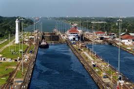 Canal de panama. wikimedia canal de panama