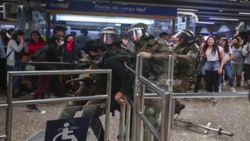 chile-_represion_manifestaciones_-_telesur.jpg