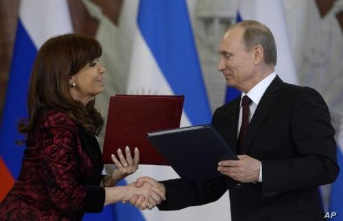 cristina_fernandez_de_kirchner_e_vladimir_putin_-_ap.jpg