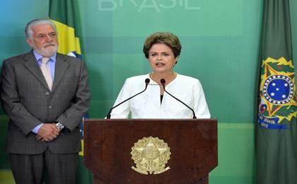 Foto: Wilson Dias/ABr dilma podio