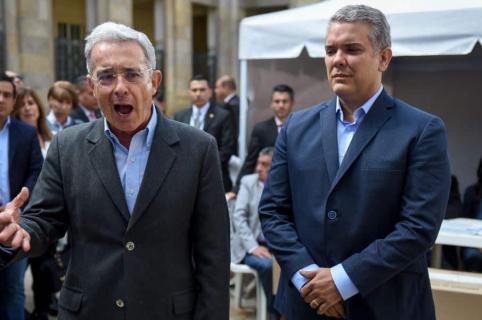 duque-uribe-482x320.jpg