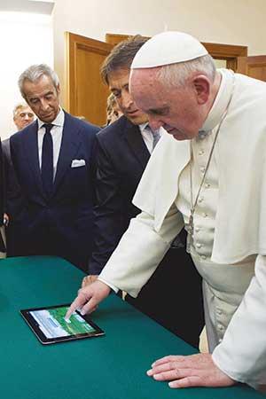 Papa Francisco tablet Papa Francisco tablet