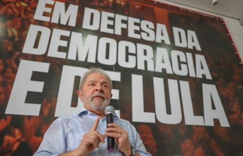 lula_en_reunion_con_la_pt.jpg