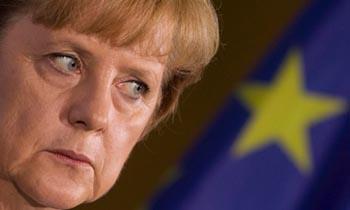 Hoy, el estado alemán está consiguiendo lo que ni el Káiser ni Hitler pudieron hacer: es decir, el dominio de Europa merkel