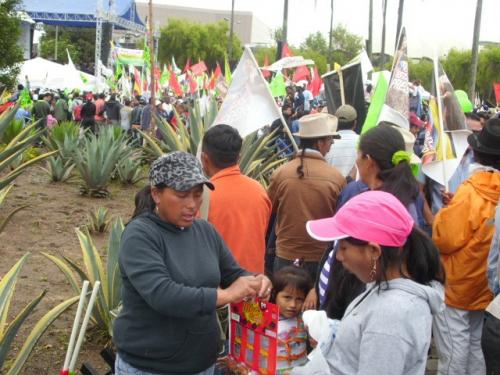 mujeres banderas mujeres banderas small