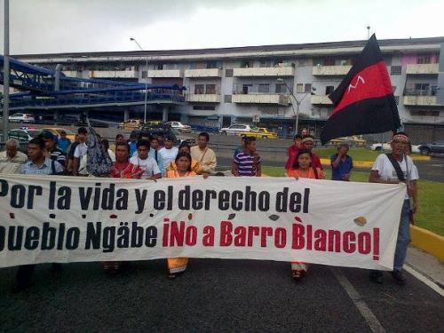 [M10] panama barro blanco manifestacion credito m10