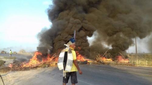 protesta indigena brasil